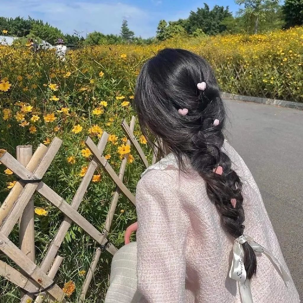 模模糊糊